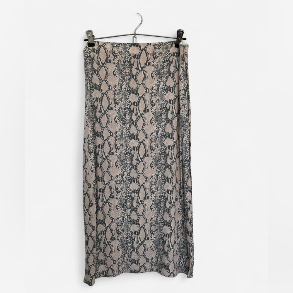 American Eagle Outfitters Snake Print Pencil Skirt